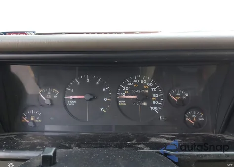 1993 Jeep Grand Cherokee Laredo z USA, uszkodzony, nr VIN 1J4GZ58Y9PC546651